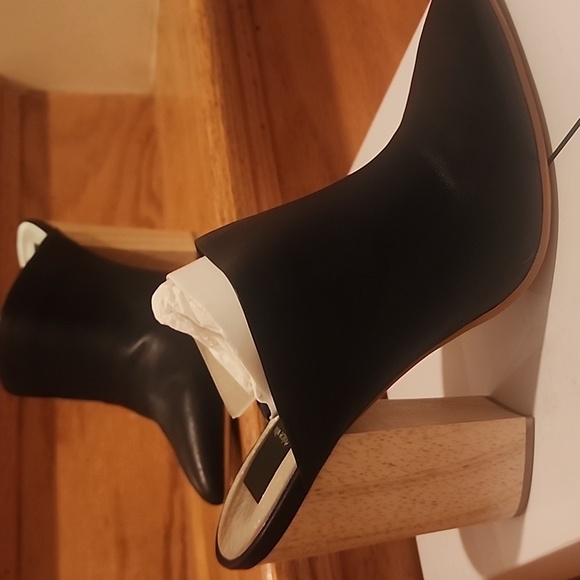 NIB Dolce Vida "Enyo" Black Leather Pointed Toe Mules Wood Heels 9.5M - Picture 3 of 13